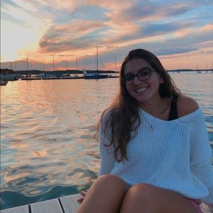 Meet your Posher, Rhiannon